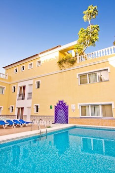 Rf Apartamentos Bambi - Adults Only