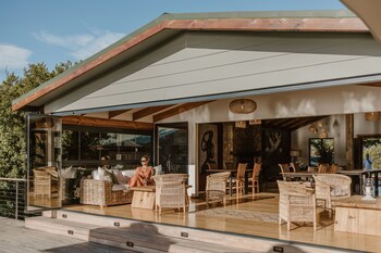 Elephant Hide Of Knysna Guest Lodge