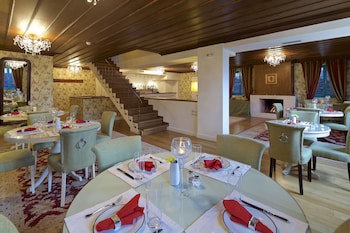 Zagori Suites Luxury Residences