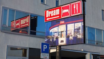 Dream Hotel