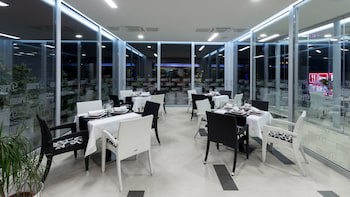 Dream Hotel