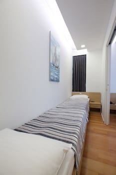 Dream Hotel