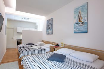 Dream Hotel