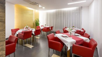 Dream Hotel
