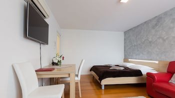Dream Hotel