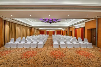 Fariyas Resort Lonavala