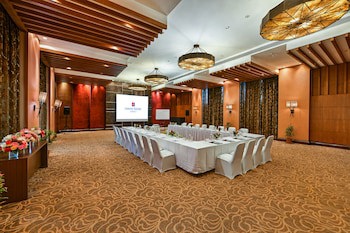 Fariyas Resort Lonavala