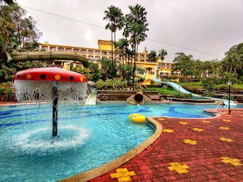 Fariyas Resort Lonavala