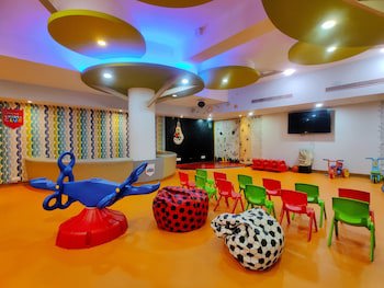 Fariyas Resort Lonavala