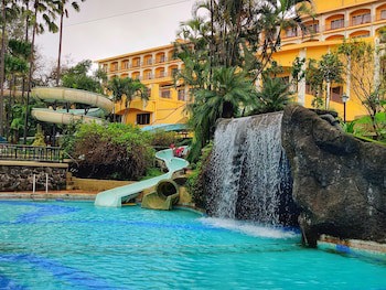Fariyas Resort Lonavala