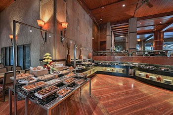 Fariyas Resort Lonavala
