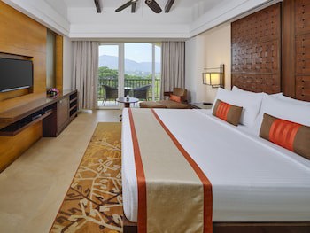 Fariyas Resort Lonavala