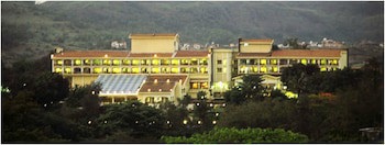 Fariyas Resort Lonavala