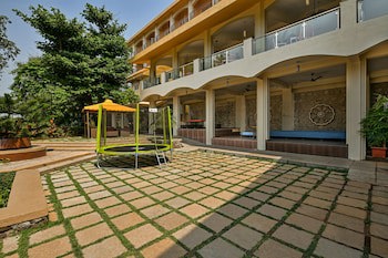 Fariyas Resort Lonavala
