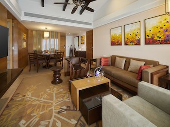 Fariyas Resort Lonavala