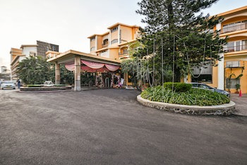 Fariyas Resort Lonavala