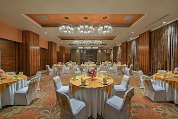 Fariyas Resort Lonavala