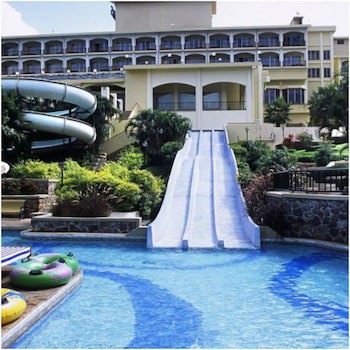 Fariyas Resort Lonavala