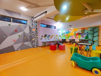 Fariyas Resort Lonavala