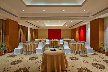 Fariyas Resort Lonavala