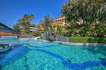 Fariyas Resort Lonavala