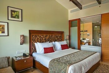 Fariyas Resort Lonavala