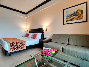 Fariyas Resort Lonavala