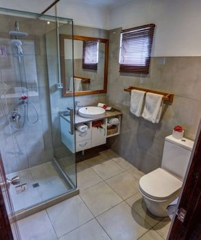 The Seaview Lodge