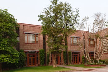 Faisalabad Serena Hotel