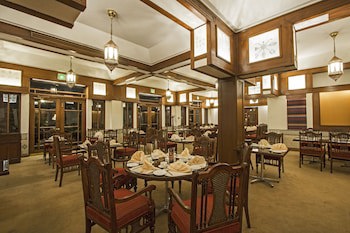 Faisalabad Serena Hotel
