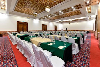 Faisalabad Serena Hotel