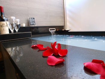 Aqua Bella - Hot Spring Hotel
