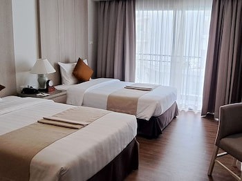 Cape Racha Hotel