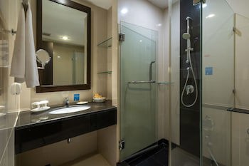 Cape Racha Hotel