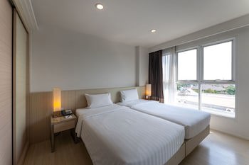 Cape Racha Hotel