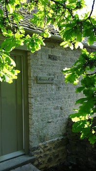 The Colesbourne Inn