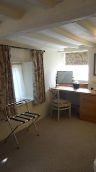 The Colesbourne Inn