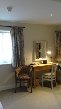 The Colesbourne Inn