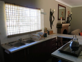 A Cherry Lane Self Catering And B&B