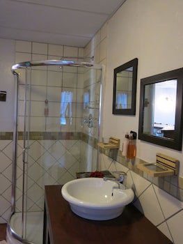 A Cherry Lane Self Catering And B&B