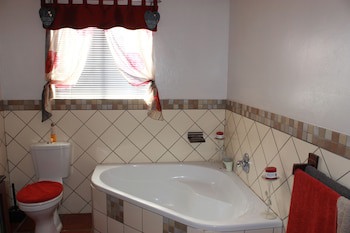 A Cherry Lane Self Catering And B&B