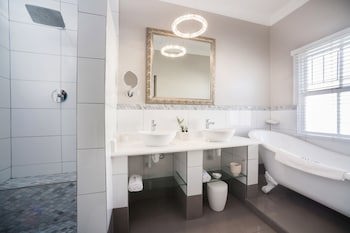 Batavia Boutique Hotel