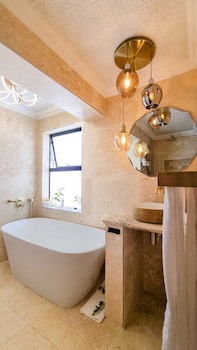 Batavia Boutique Hotel