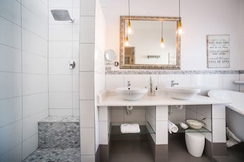Batavia Boutique Hotel
