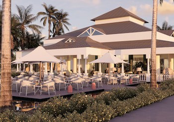 Bahia Principe Luxury Esmeralda - All Inclusive - Newly Renovated