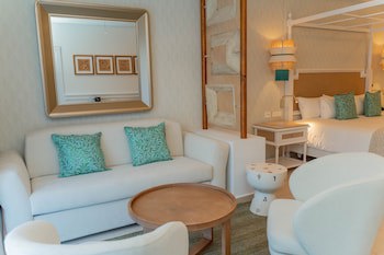 Bahia Principe Luxury Esmeralda - All Inclusive - Newly Renovated