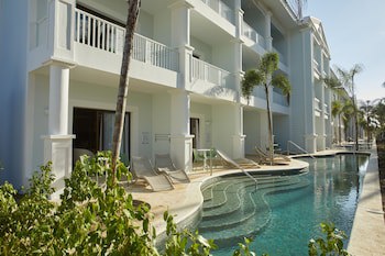 Bahia Principe Luxury Esmeralda - All Inclusive - Newly Renovated