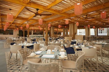 Bahia Principe Luxury Esmeralda - All Inclusive - Newly Renovated