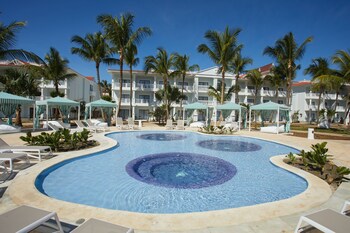 Bahia Principe Luxury Esmeralda - All Inclusive - Newly Renovated