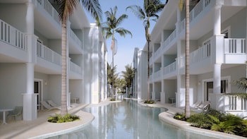 Bahia Principe Luxury Esmeralda - All Inclusive - Newly Renovated